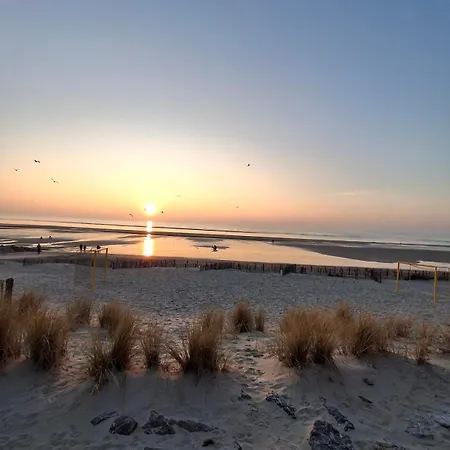 아파트 Proche Avec Jacuzzi