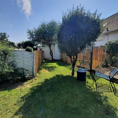 아파트 Proche Avec Jacuzzi *